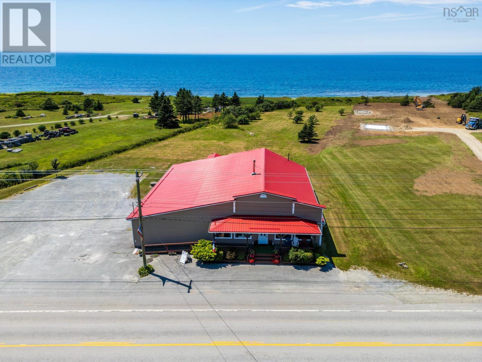 9613 Highway 1 Property Photo 4