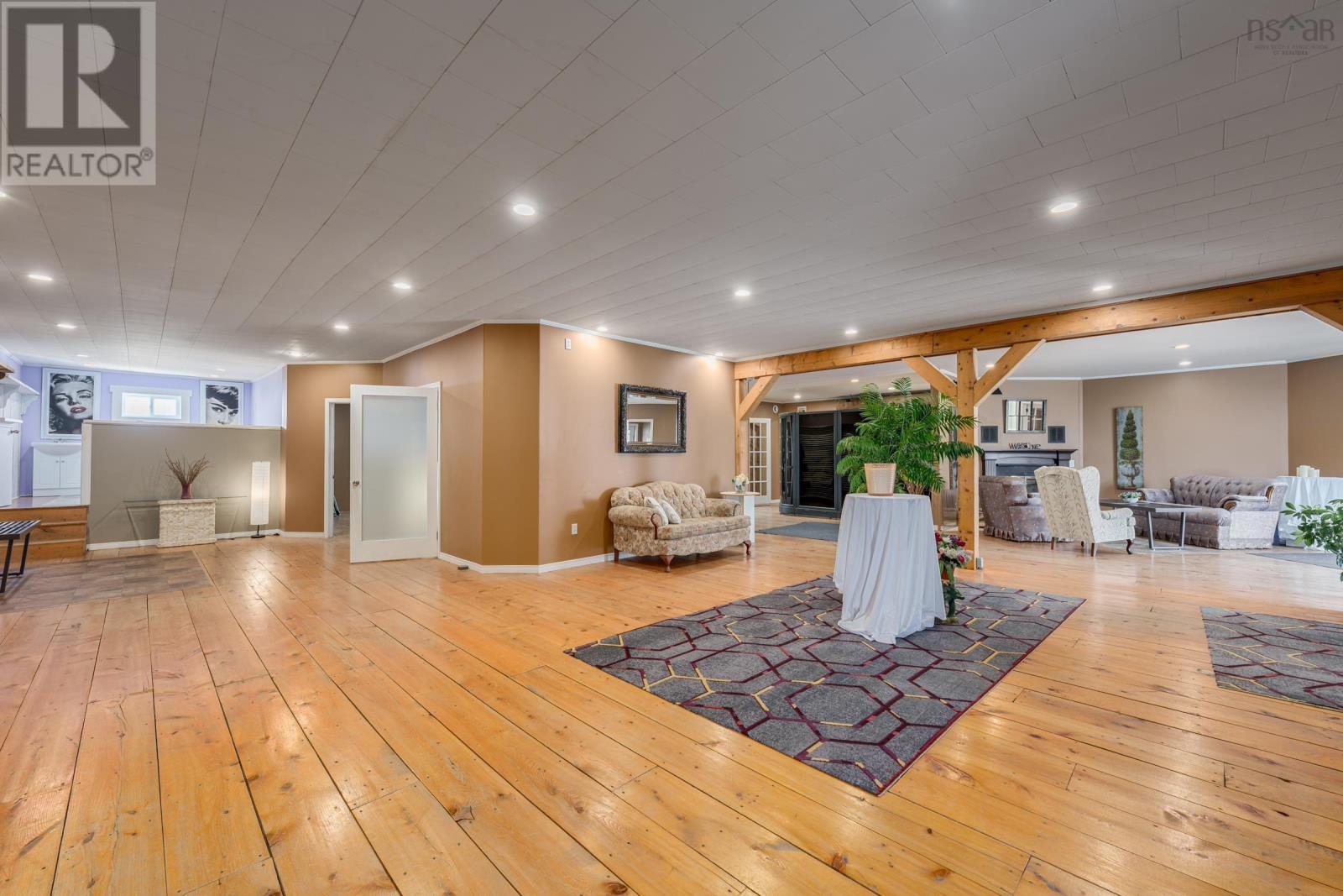 9613 Highway 1 Property Photo 18