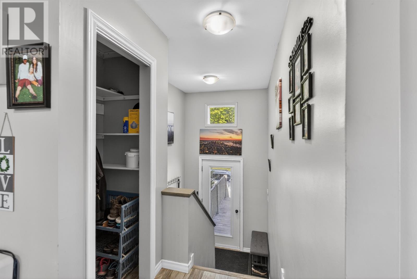 1077 Burlington Road Property Photo 34