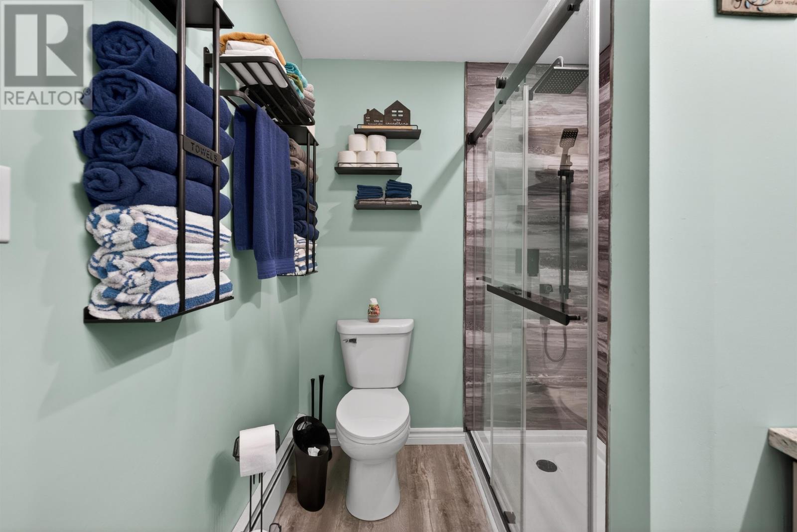 1077 Burlington Road Property Photo 39