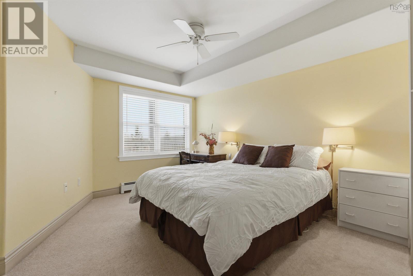 306 512 Parkland Drive Property Photo 17