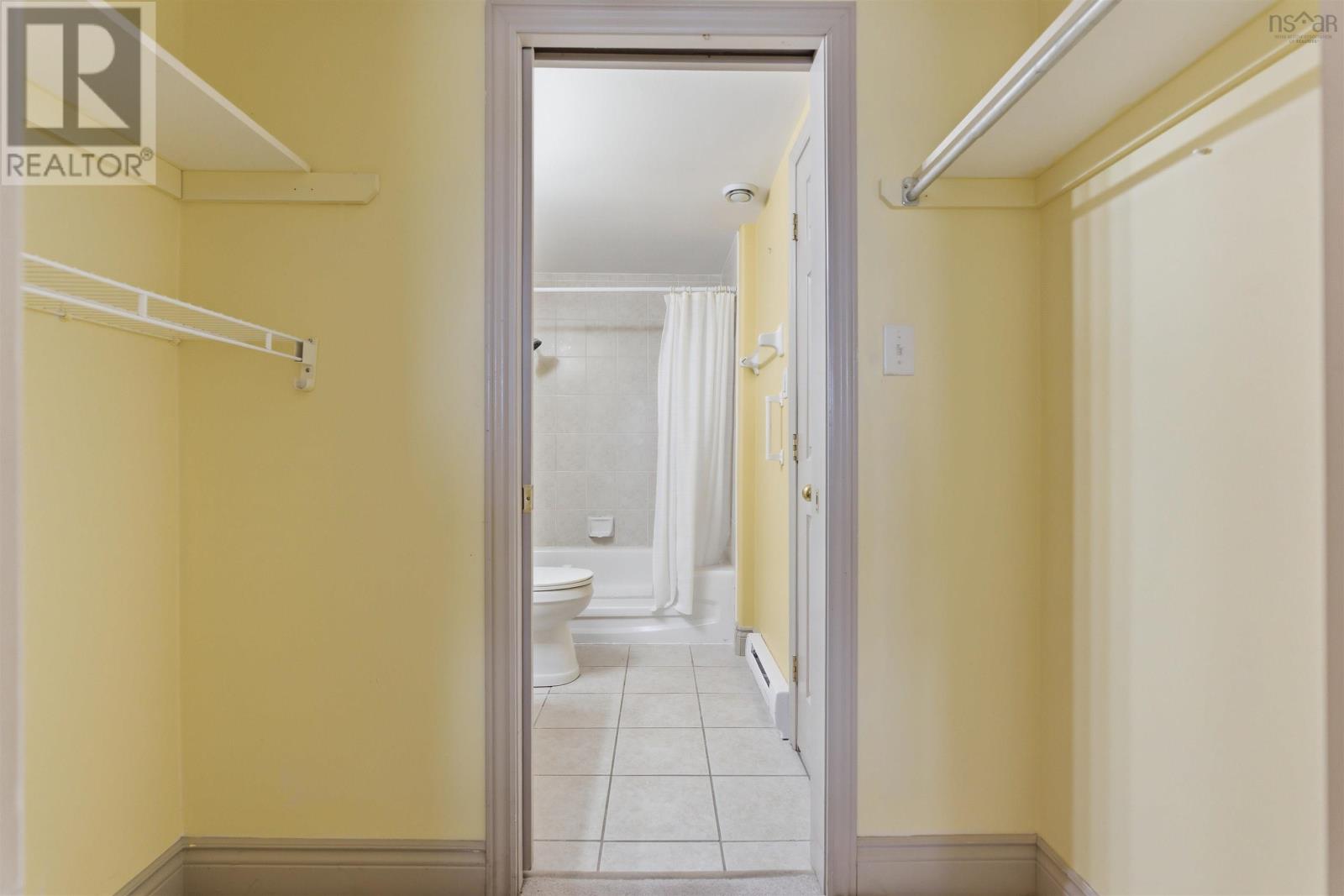 306 512 Parkland Drive Property Photo 18