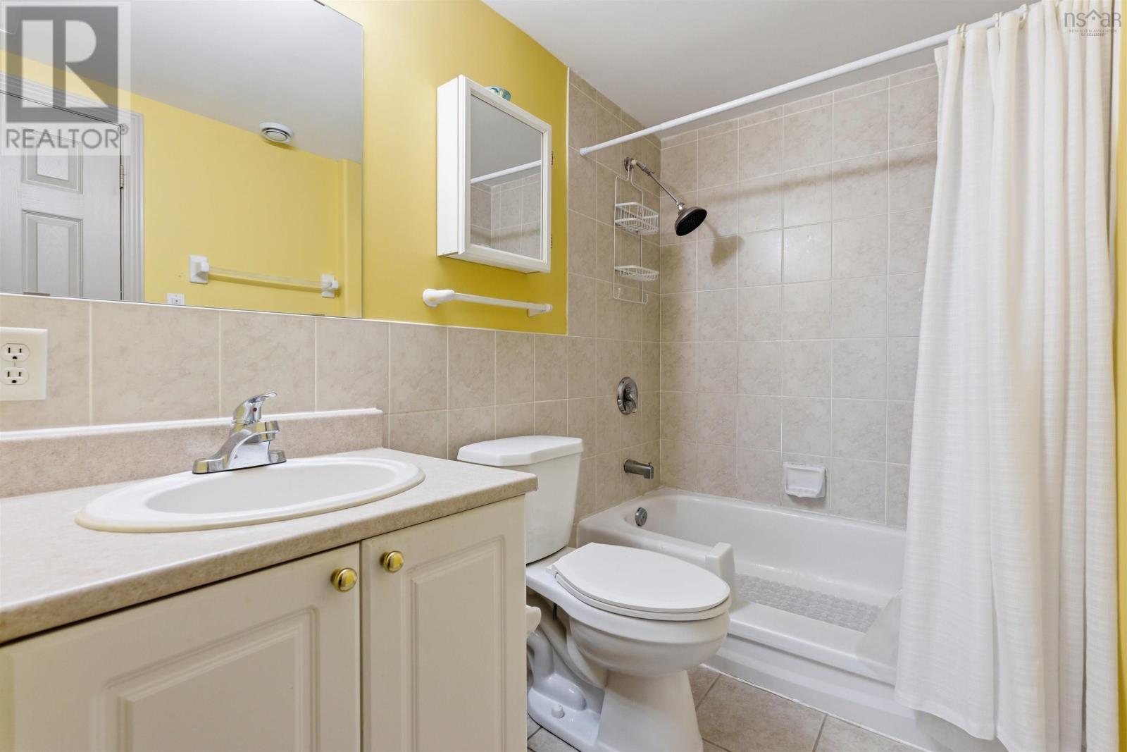 306 512 Parkland Drive Property Photo 19