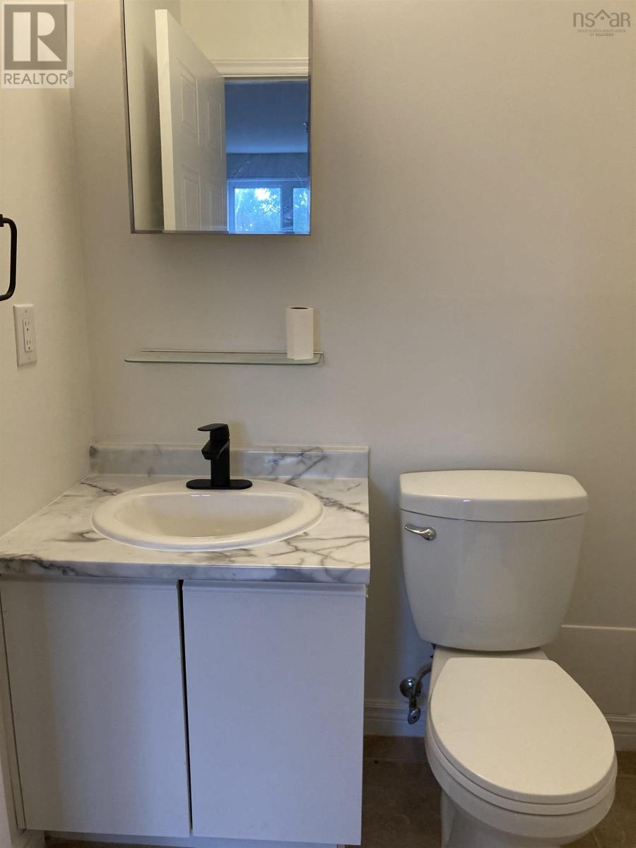 103 15 Langbrae Drive Property Photo 13