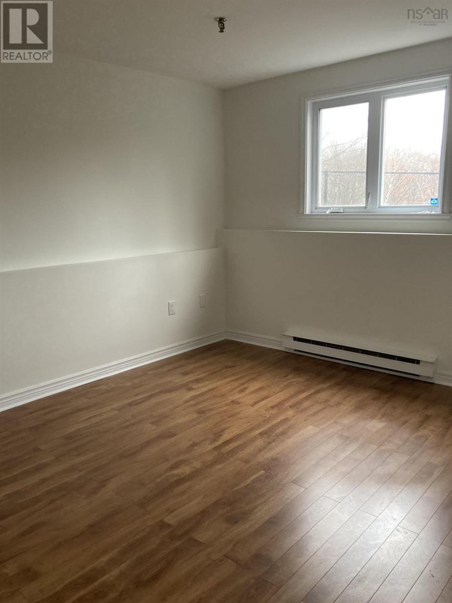 103 15 Langbrae Drive Property Photo 21