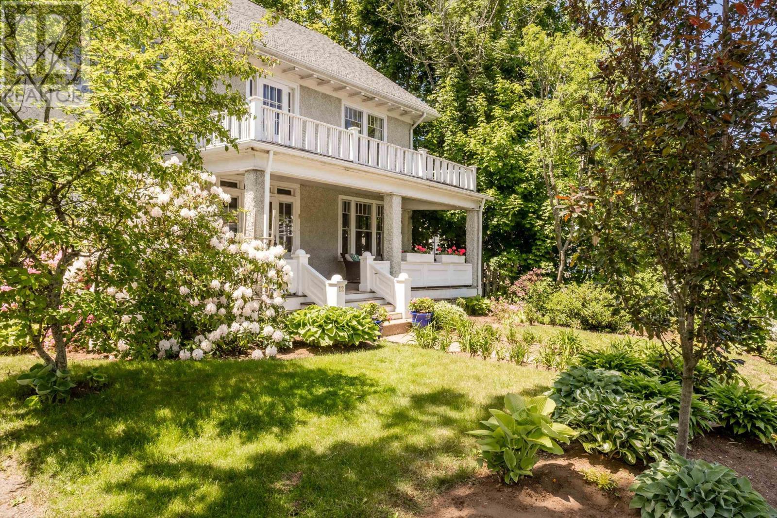 12 Linden Avenue Property Photo 2