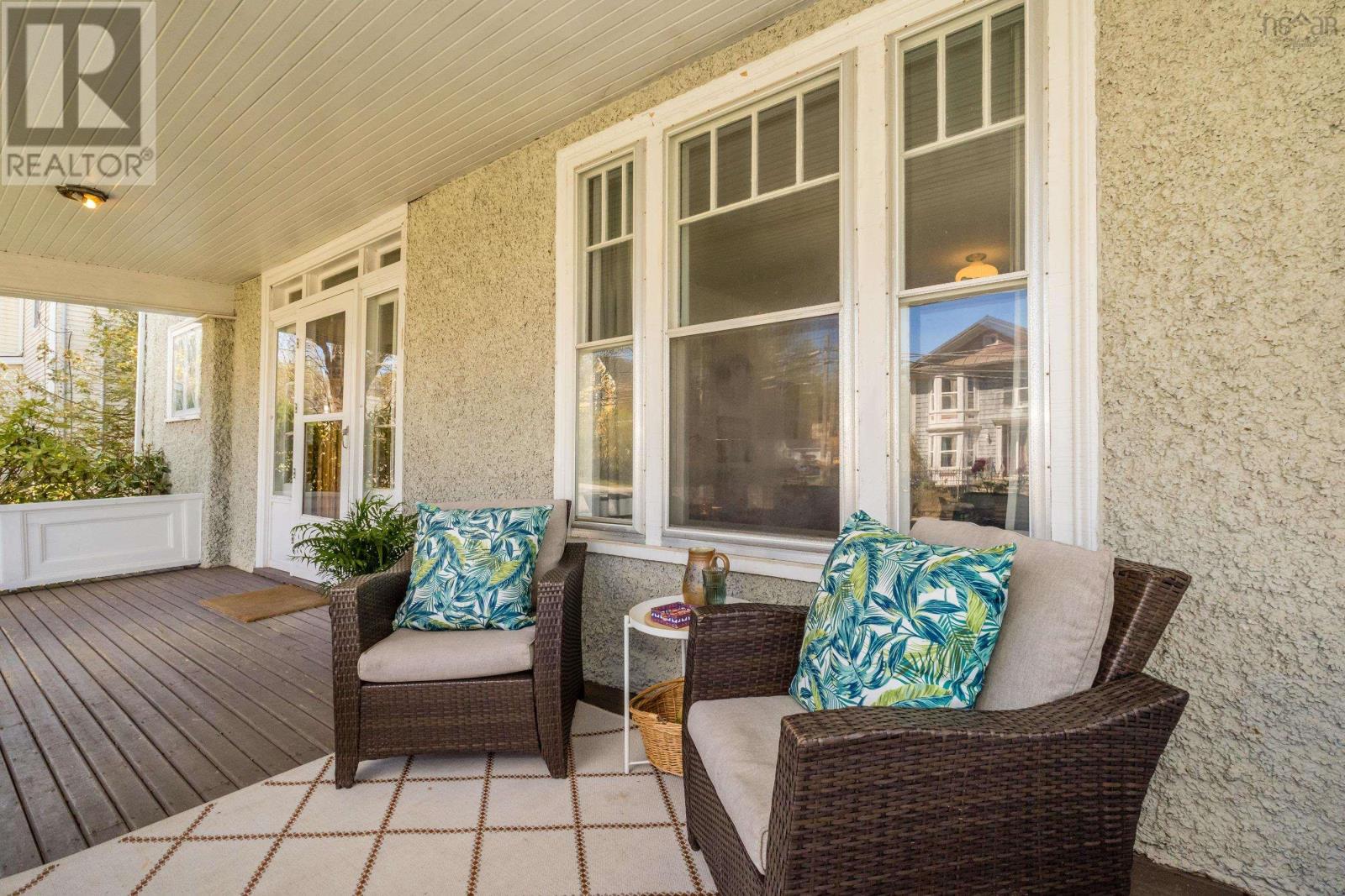 12 Linden Avenue Property Photo 3
