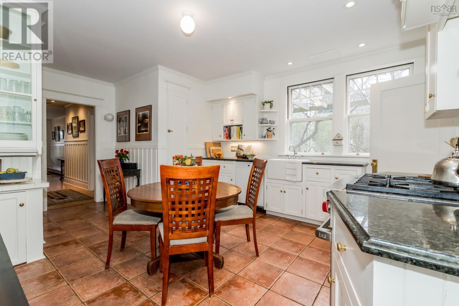 12 Linden Avenue Property Photo 11