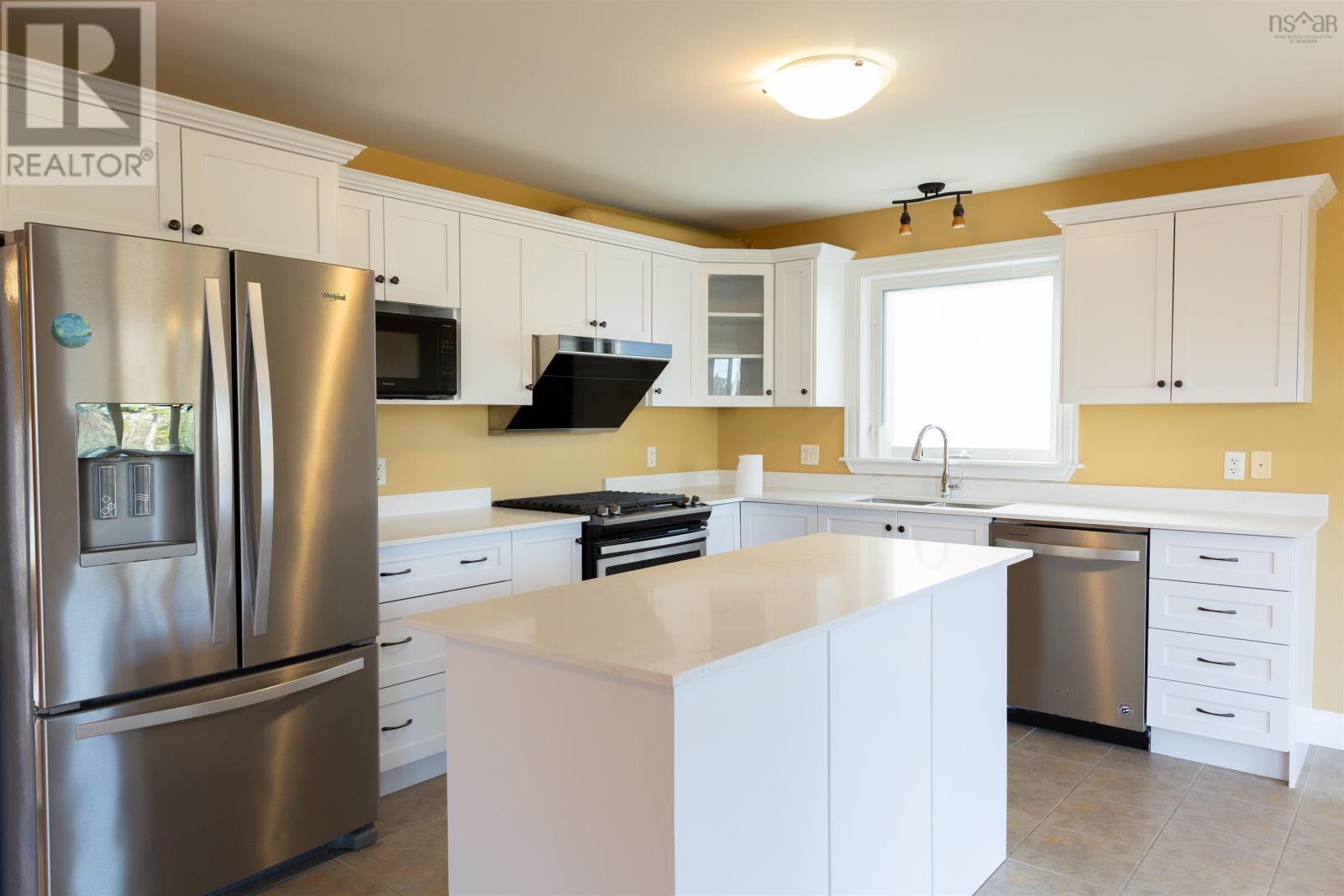 33 Haystead Ridge Property Photo 5