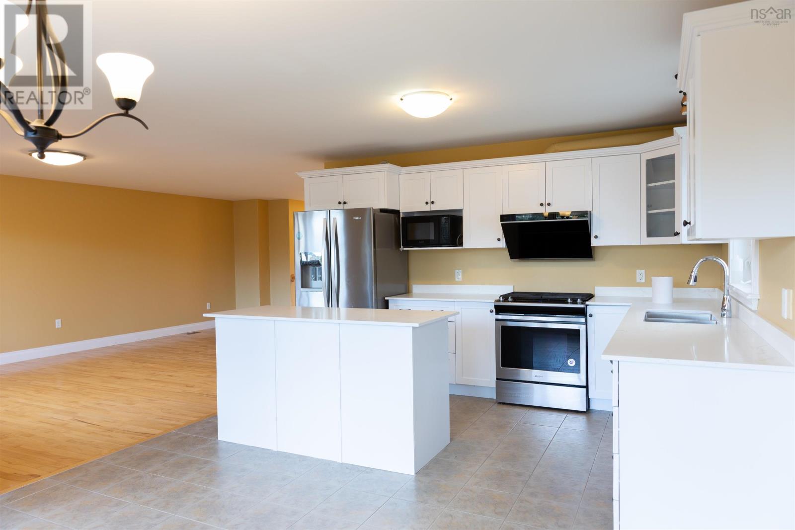 33 Haystead Ridge Property Photo 6