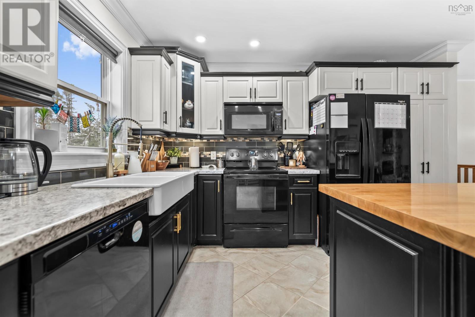 40 Pivot Lane Property Photo 12