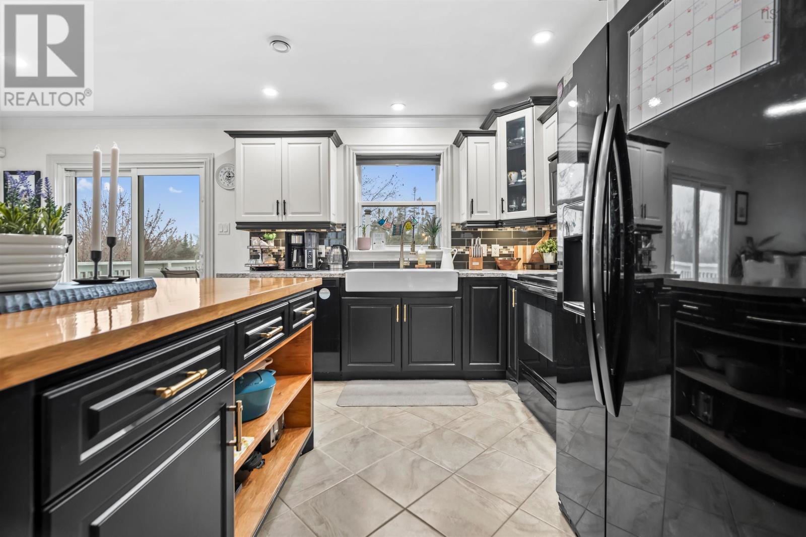 40 Pivot Lane Property Photo 13
