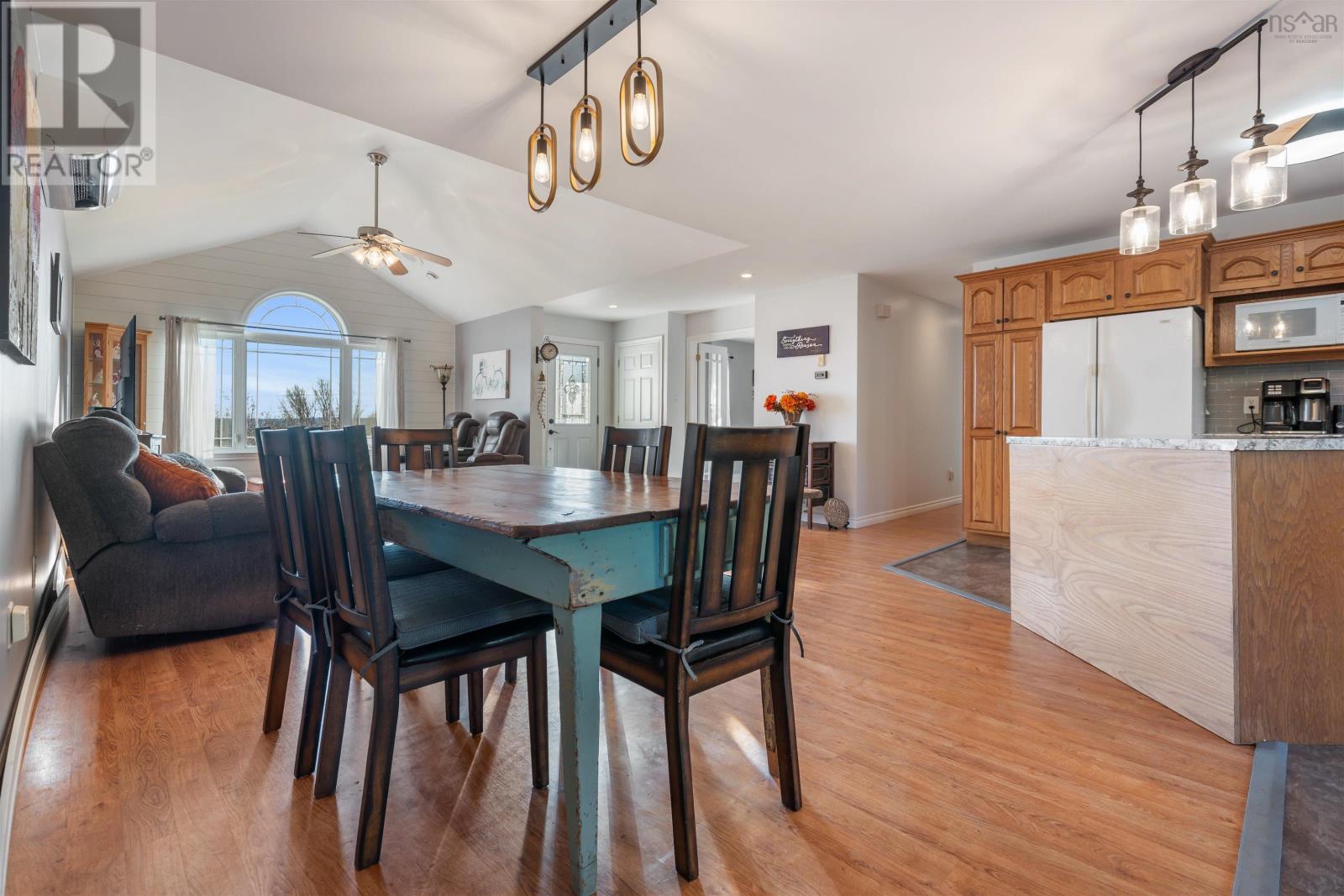 935 Brookside Road Property Photo 13