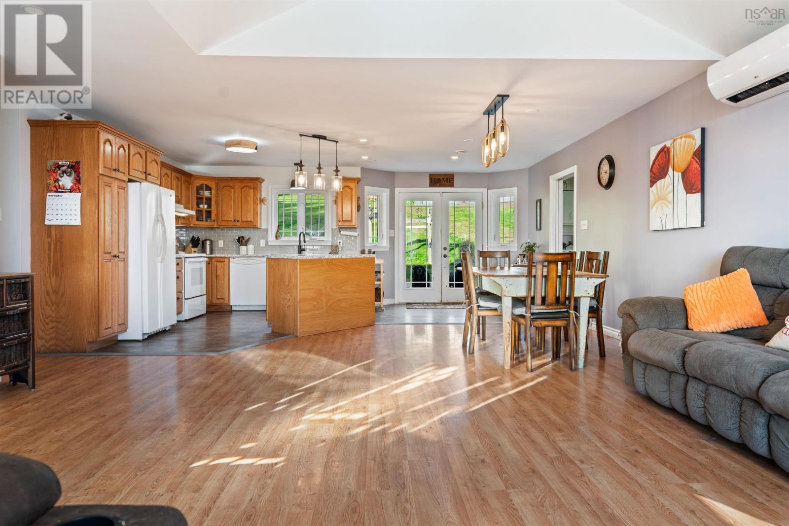 935 Brookside Road Property Photo 14
