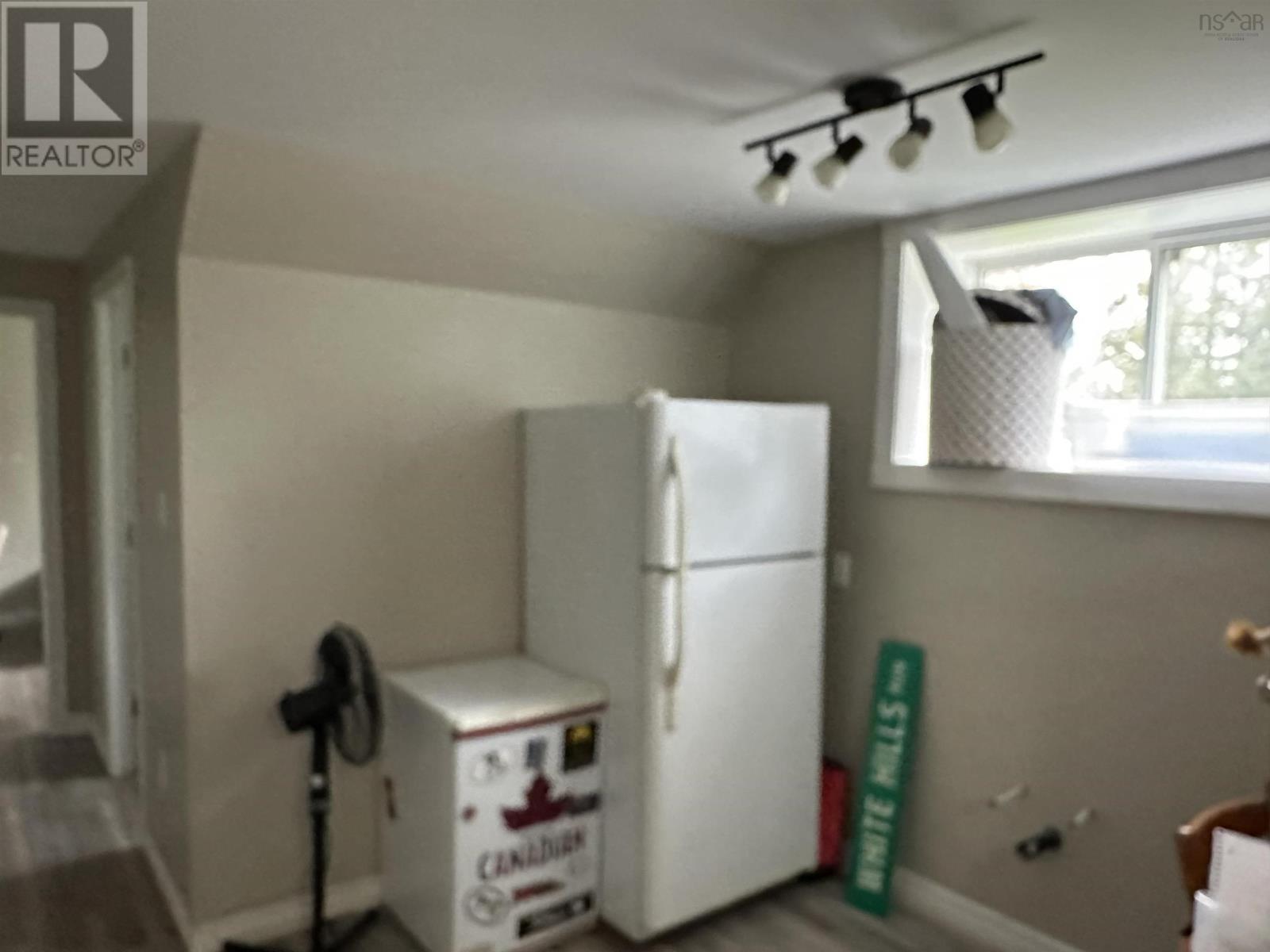 32 Greening Drive Property Photo 16
