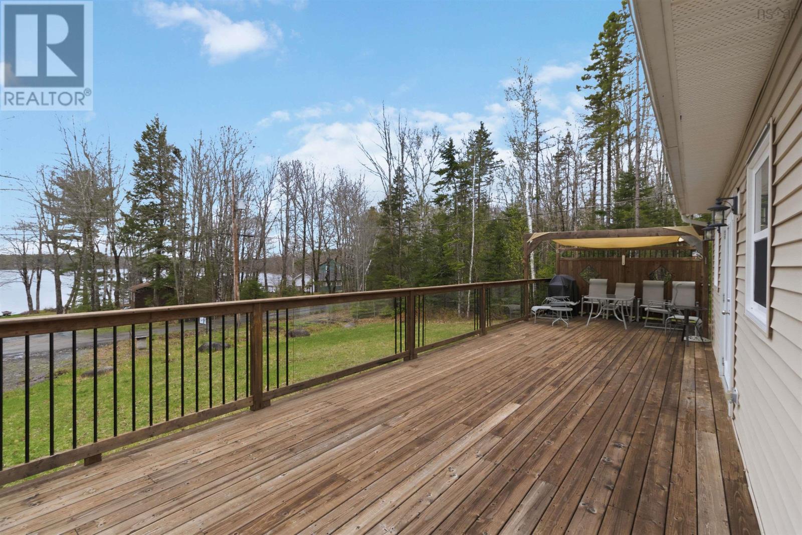 630 Elmwood Extension Property Photo 29