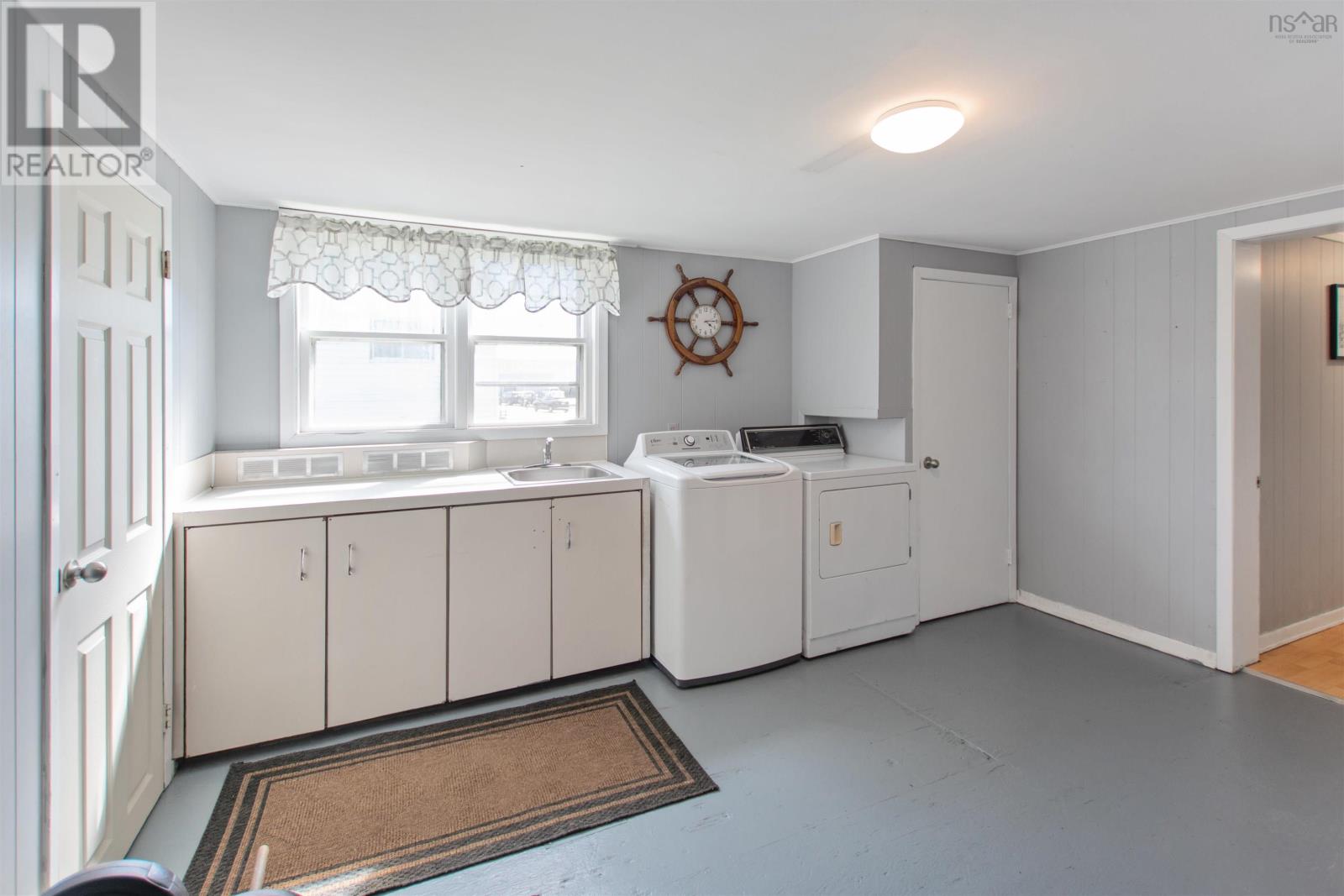 8732 Highway 1 Property Photo 12