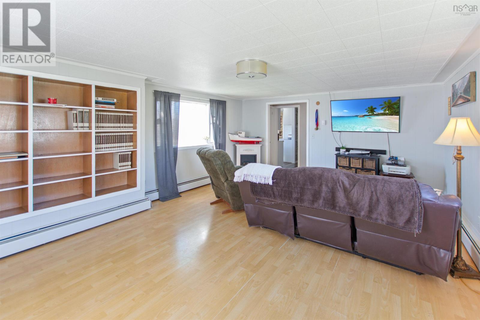 8732 Highway 1 Property Photo 16