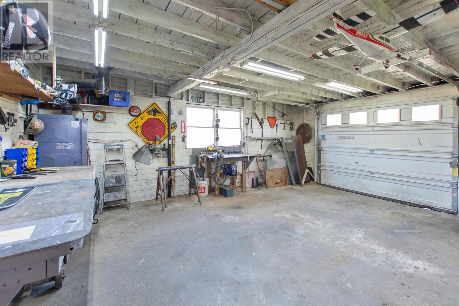 8732 Highway 1 Property Photo 30