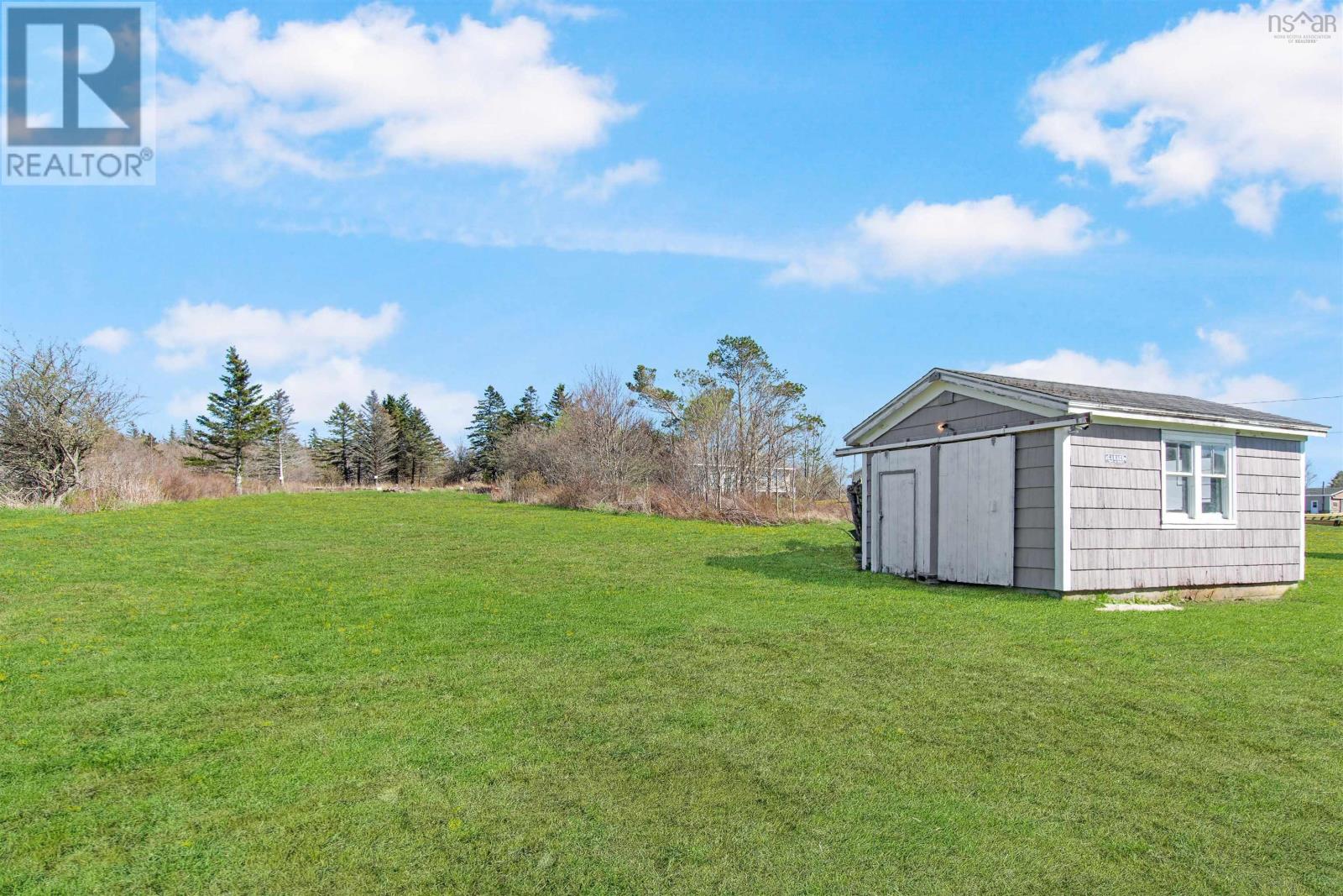 8732 Highway 1 Property Photo 36
