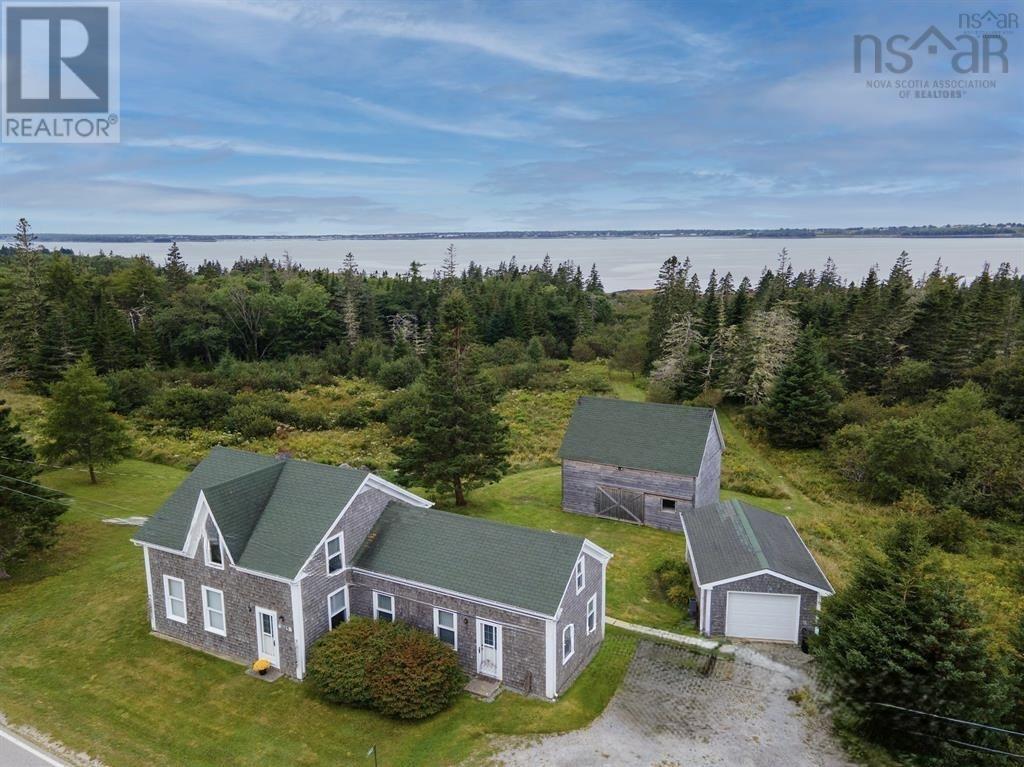 1663 Highway 3 Property Photo 2