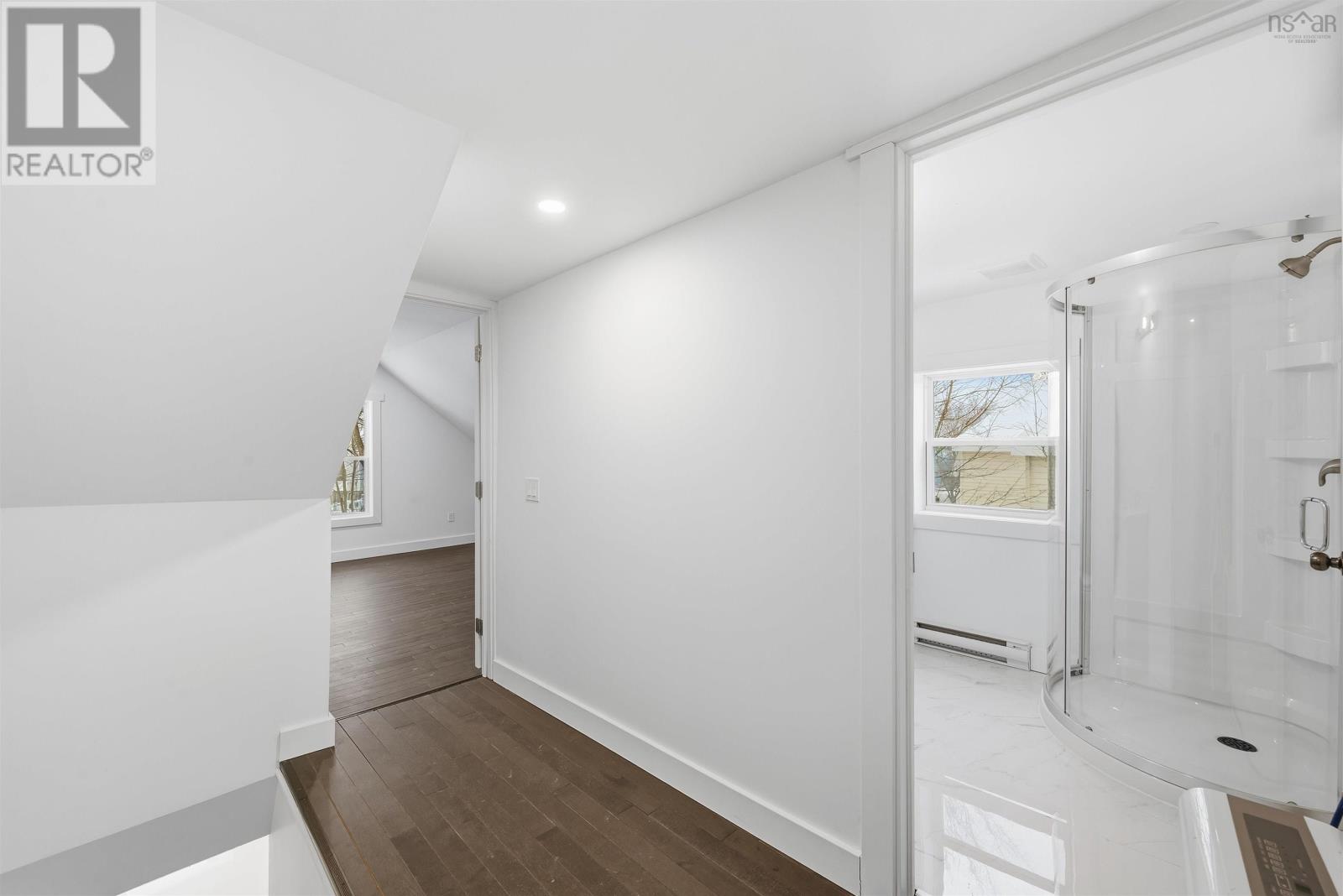 221 Maclean Street Property Photo 22