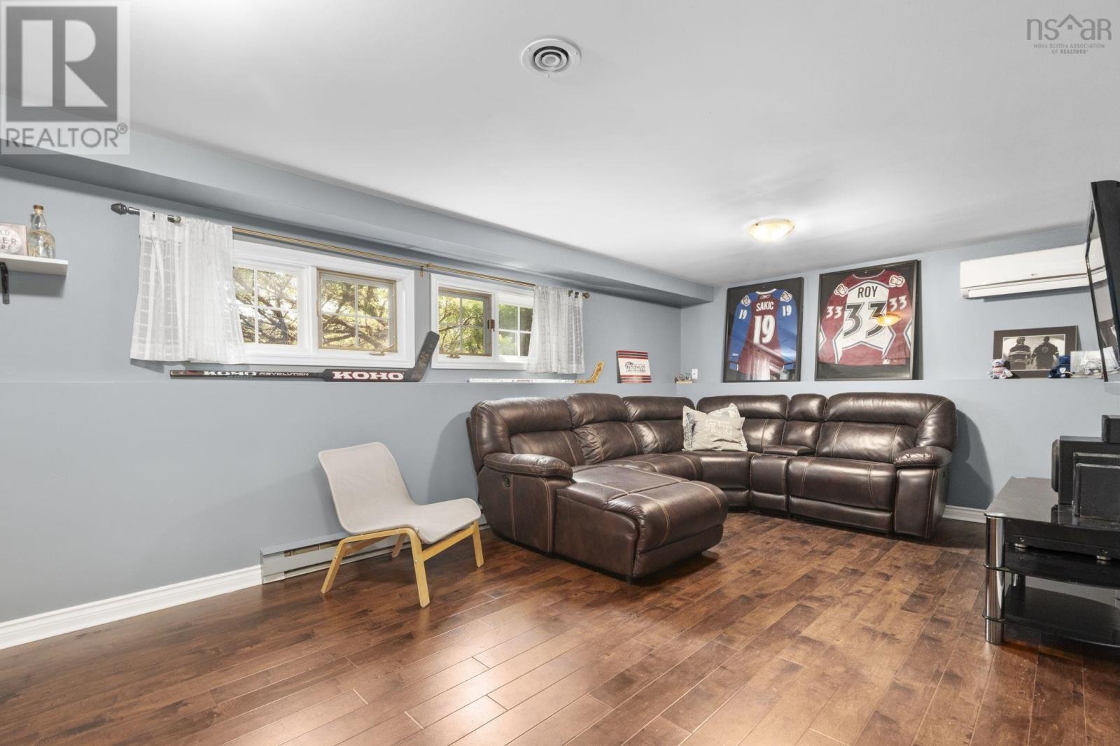 2 Woods Court Property Photo 30