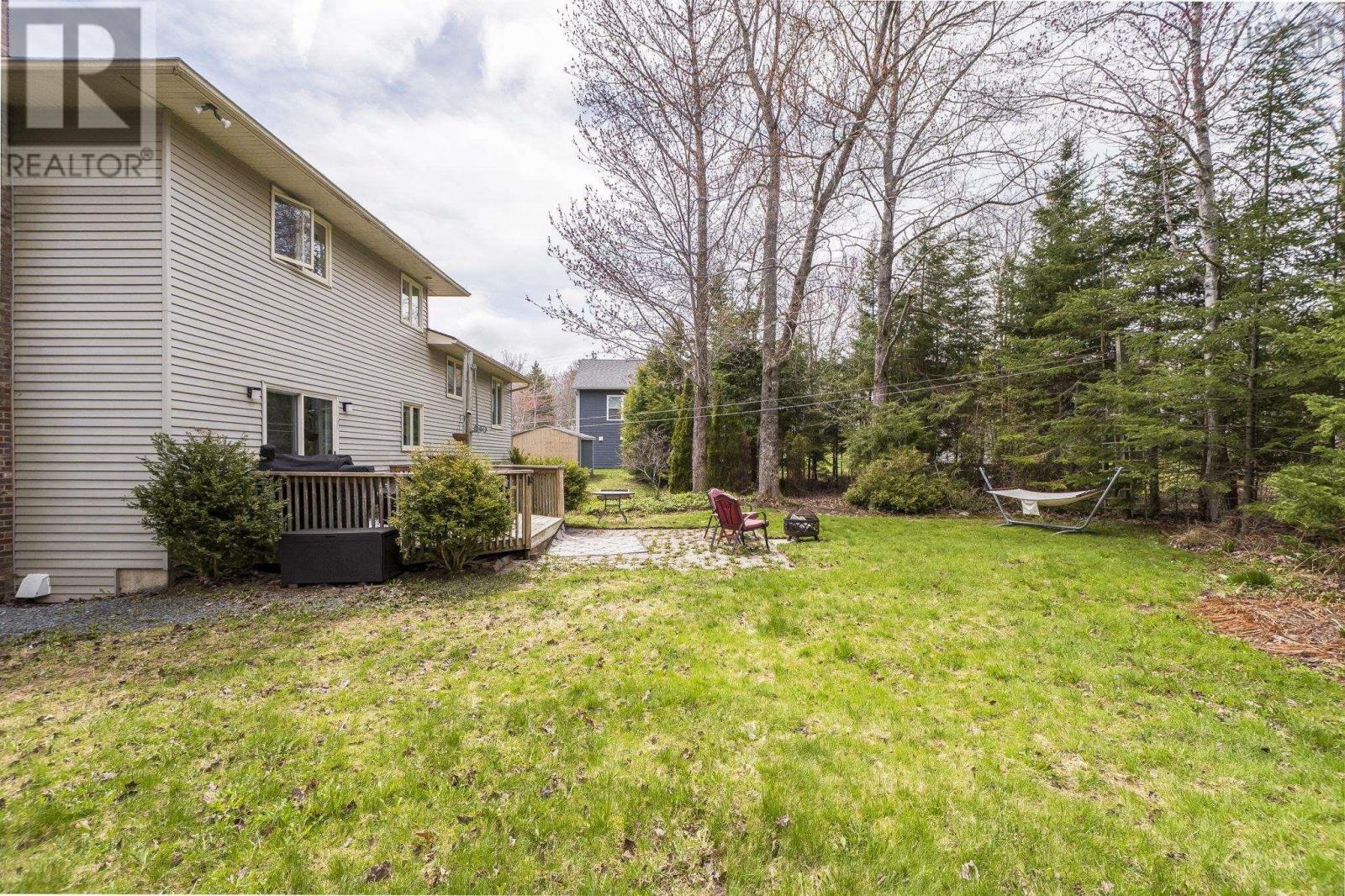 2 Woods Court Property Photo 44
