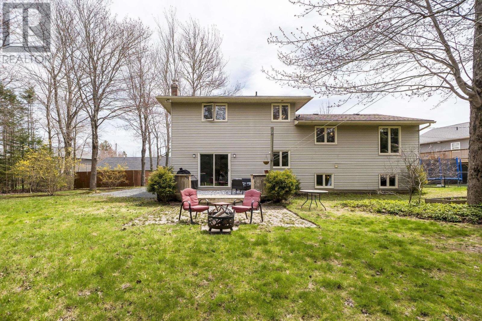 2 Woods Court Property Photo 47
