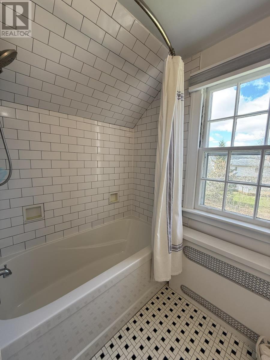 239 North River Road Property Photo 43