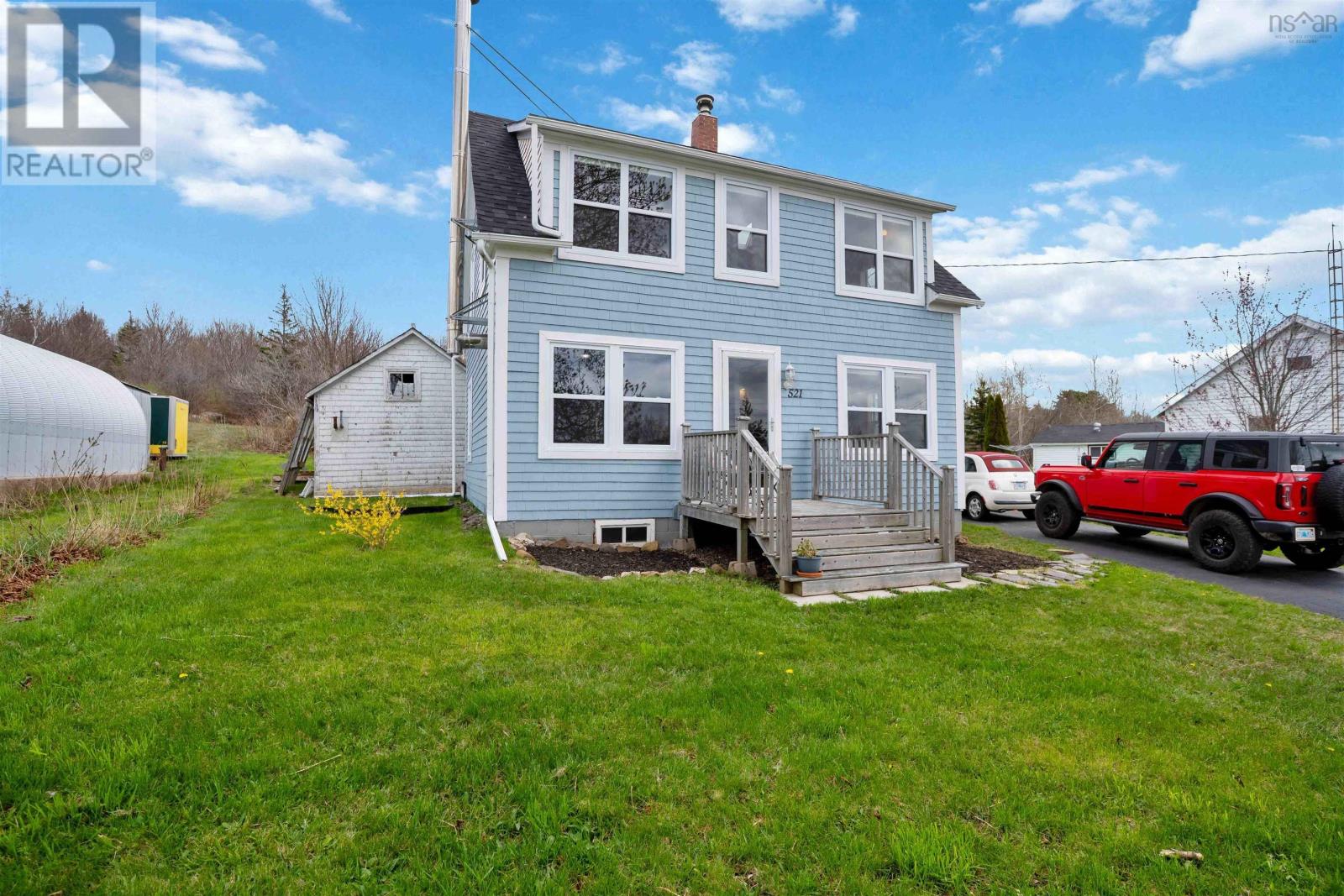 521 Granville Road Property Photo 3