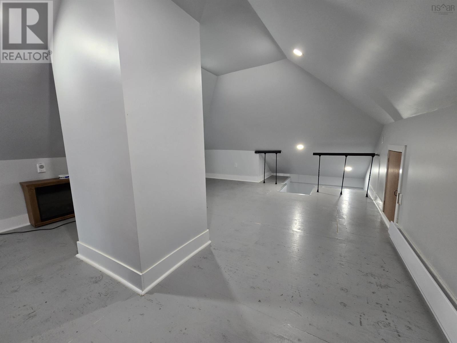 66 Oak Street Property Photo 20
