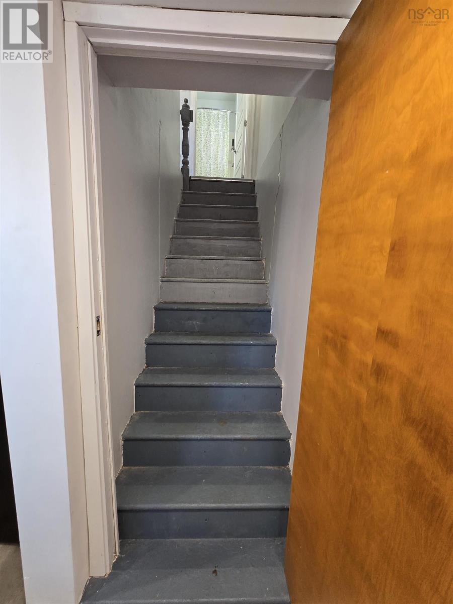 66 Oak Street Property Photo 23