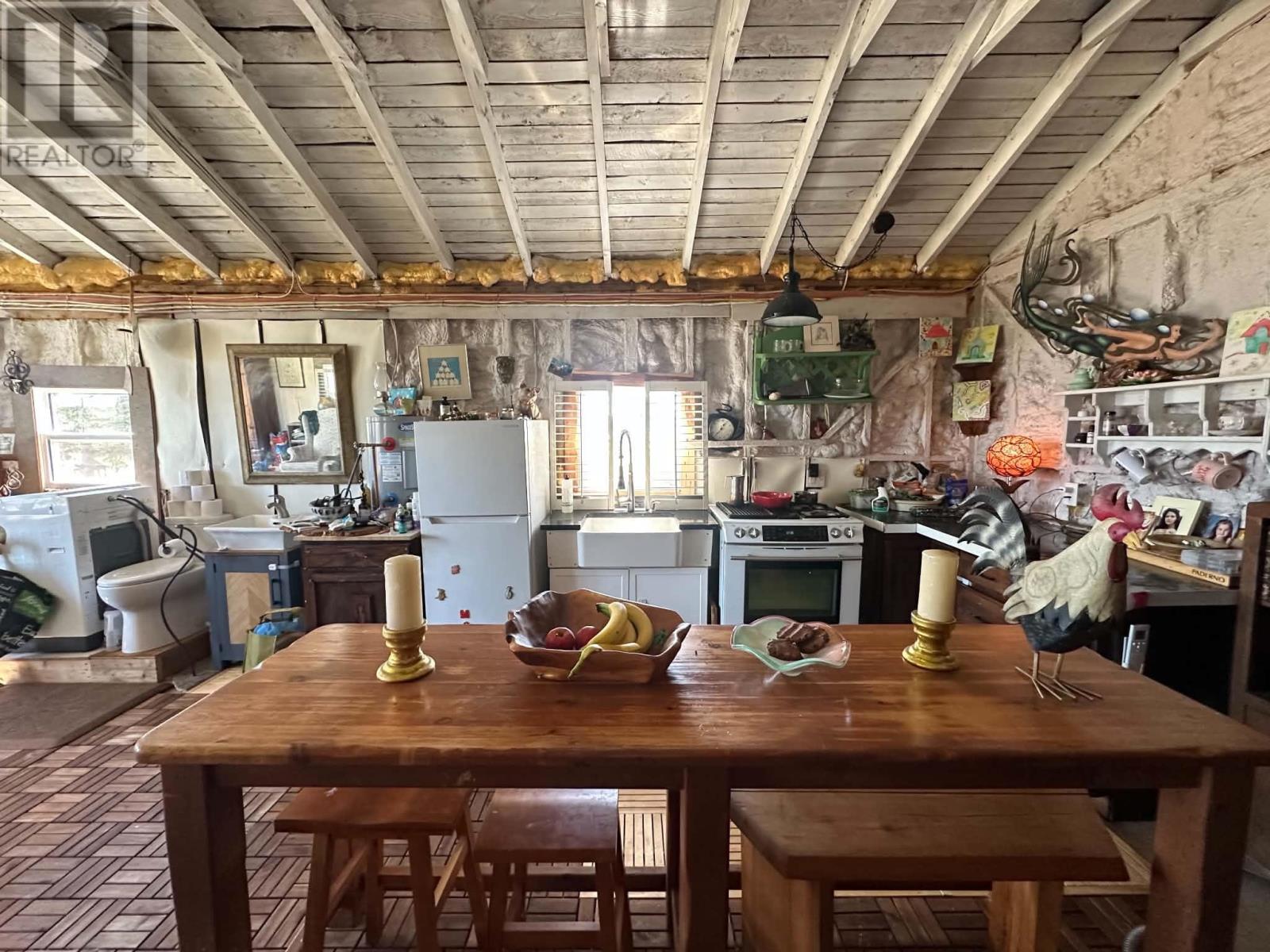 651 Higgins Road Property Photo 8