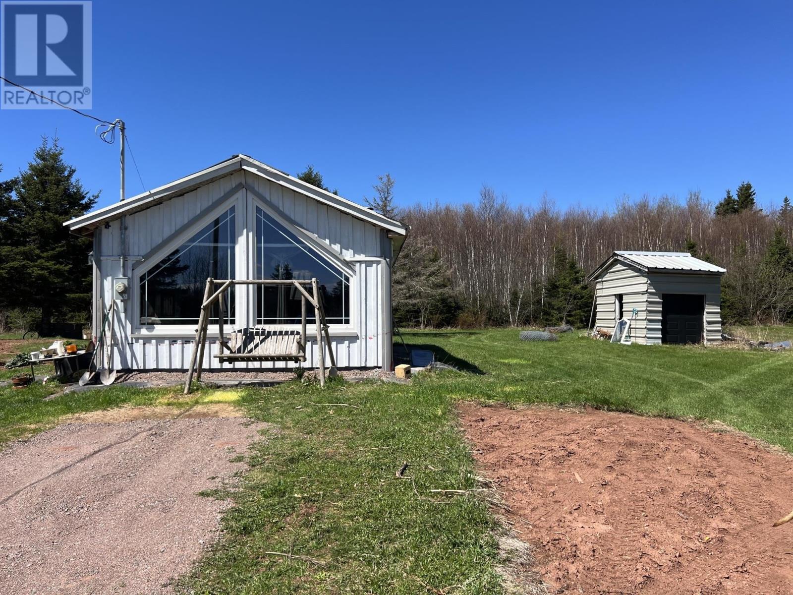 651 Higgins Road Property Photo 14