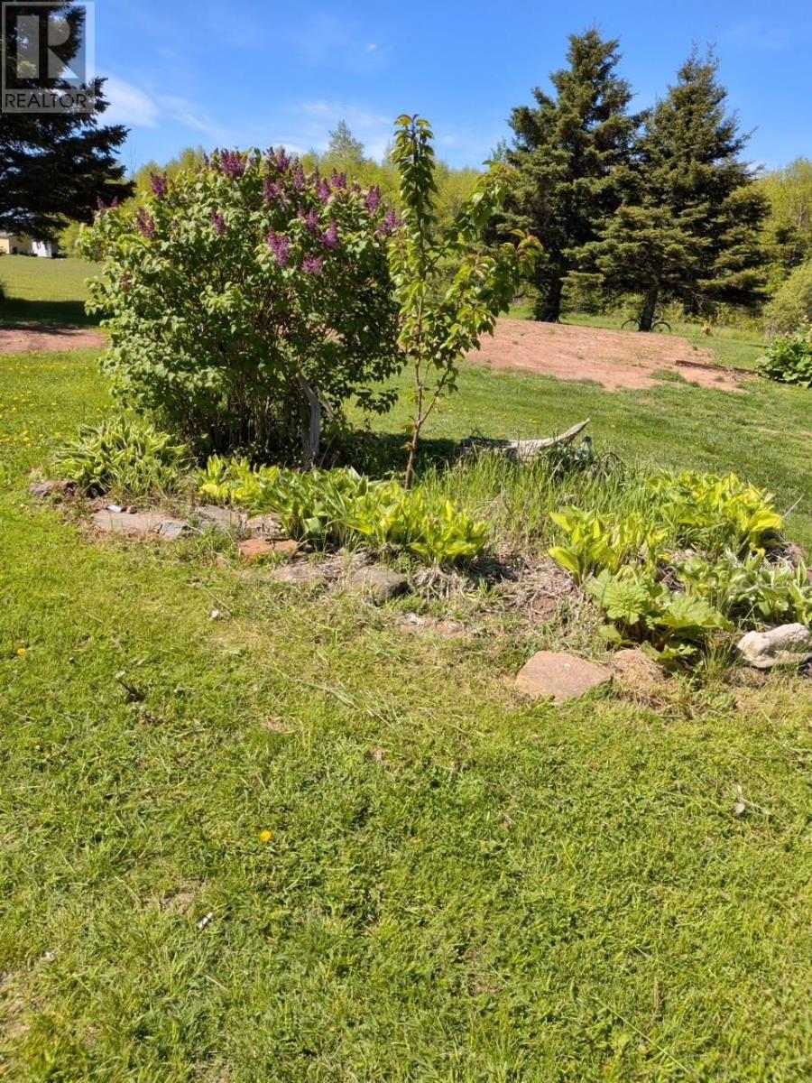 651 Higgins Road Property Photo 26
