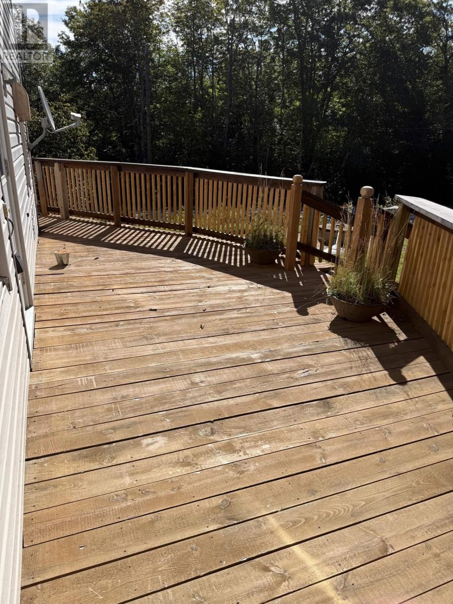 1125 Conquerall Road Property Photo 4