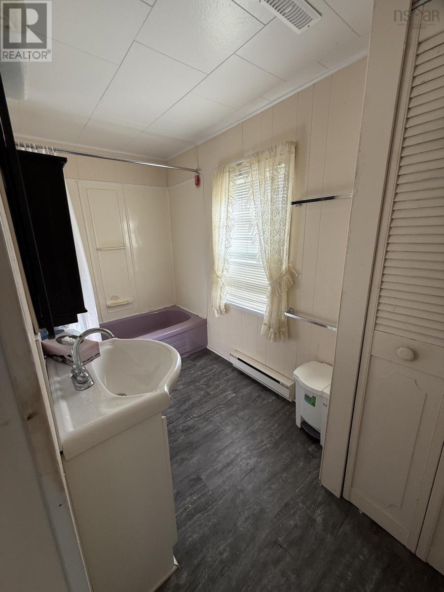 1125 Conquerall Road Property Photo 17
