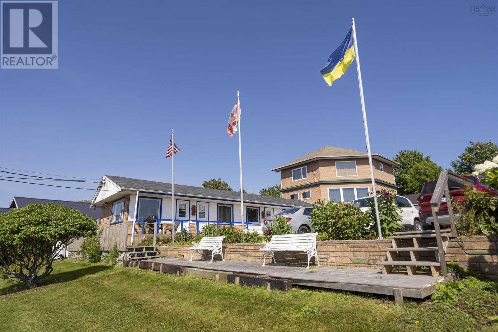 214 Nova Scotia Trunk 1 Property Photo 2