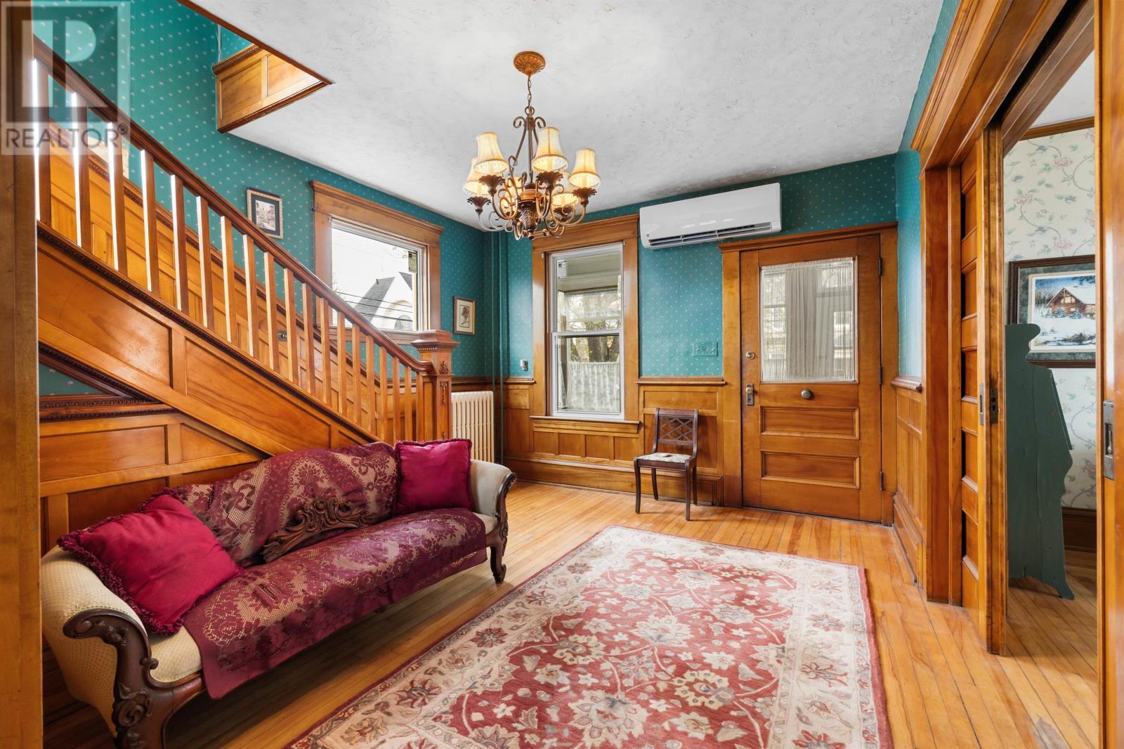 56 Spring Street Property Photo 8