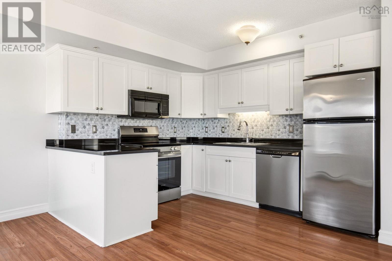 601 5505 Falkland Street Property Photo 14