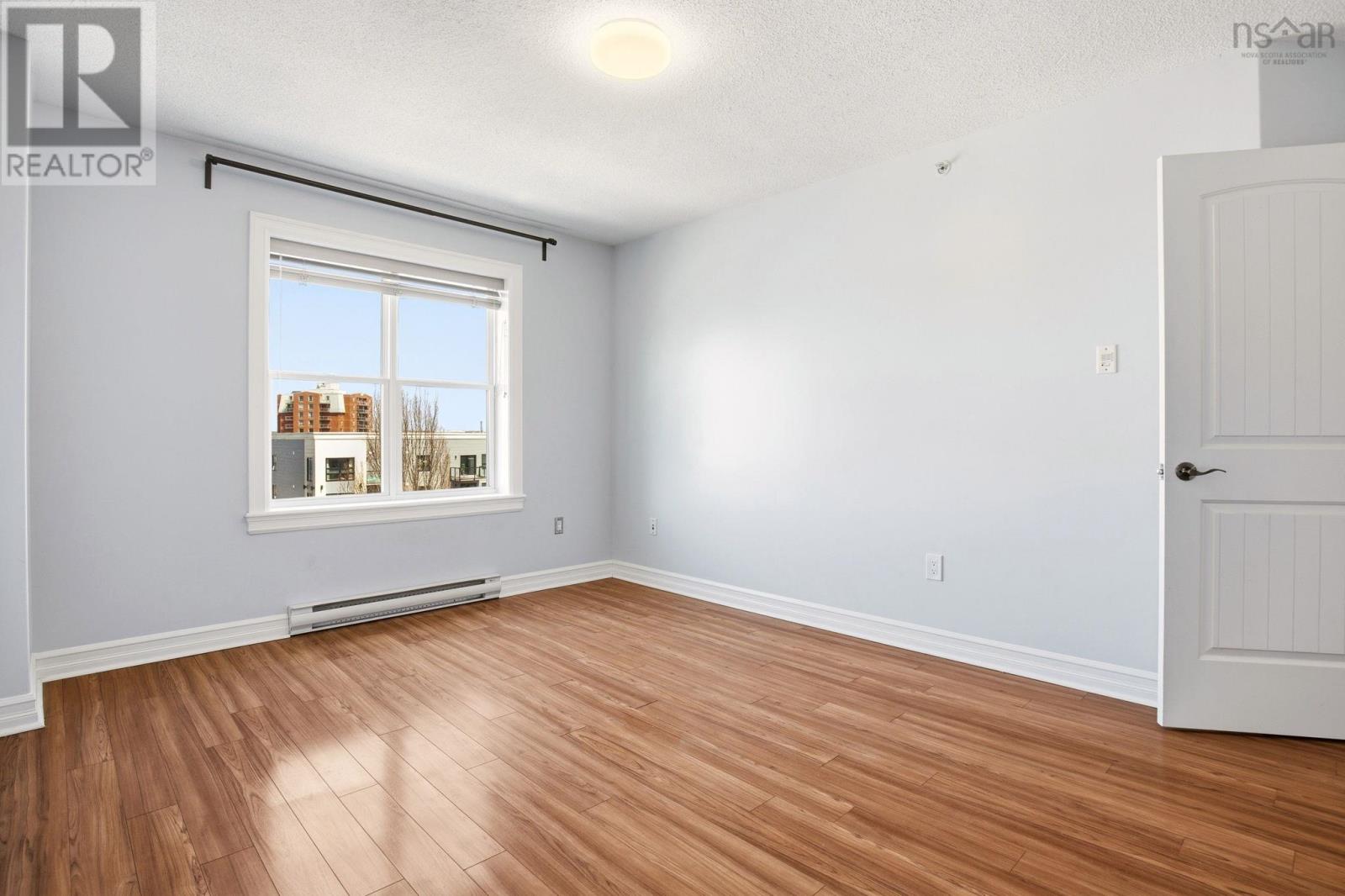 601 5505 Falkland Street Property Photo 33