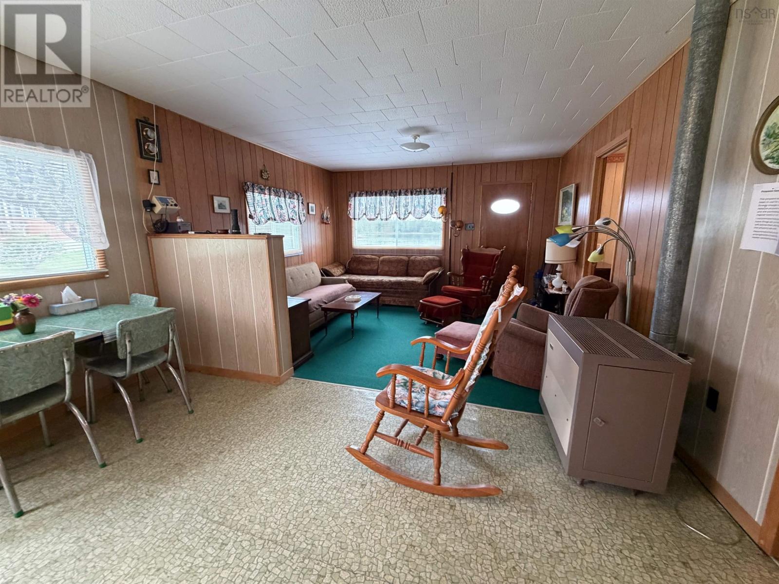 145 West Liscomb Point Road Property Photo 7