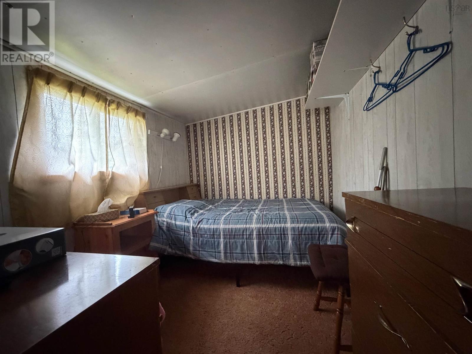 145 West Liscomb Point Road Property Photo 13
