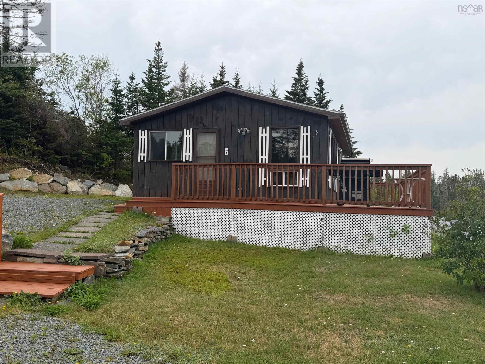 145 West Liscomb Point Road Property Photo 19