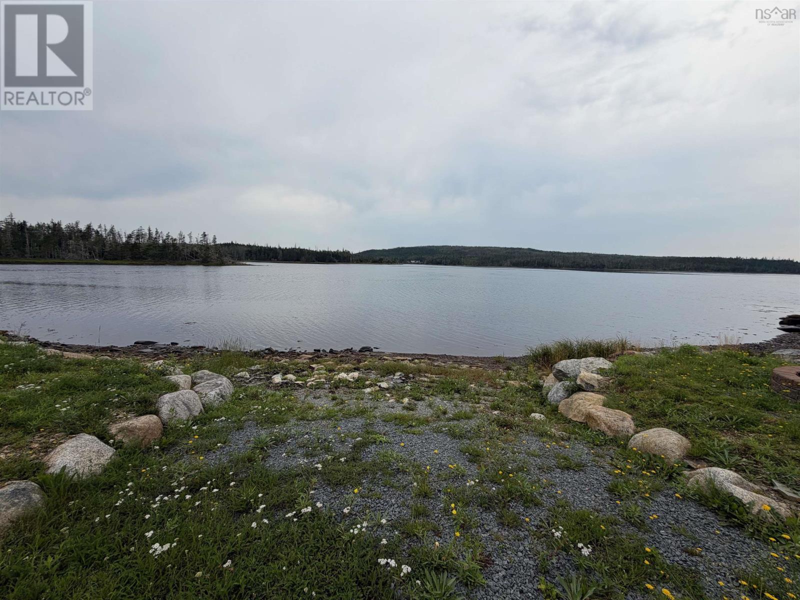 145 West Liscomb Point Road Property Photo 23