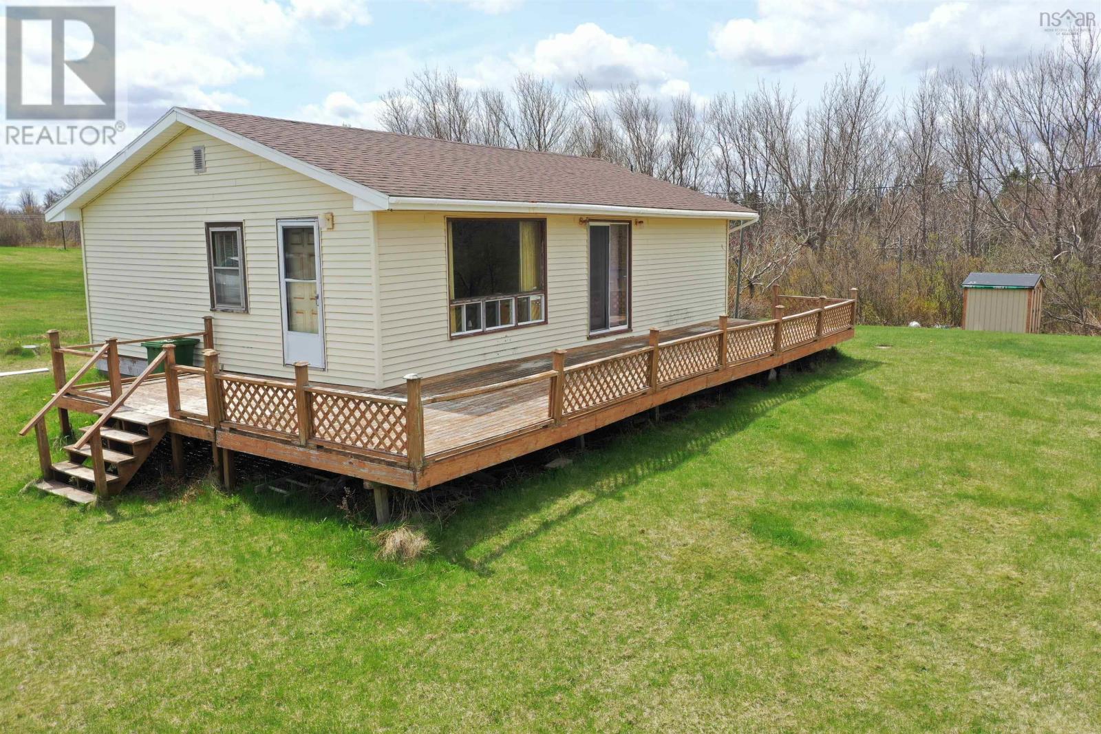 105 Murdocks Lane Property Photo 7