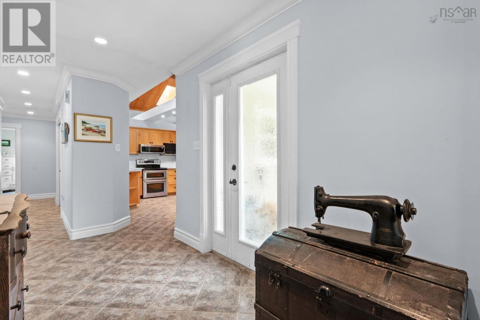 6 Spruce Lane Property Photo 6