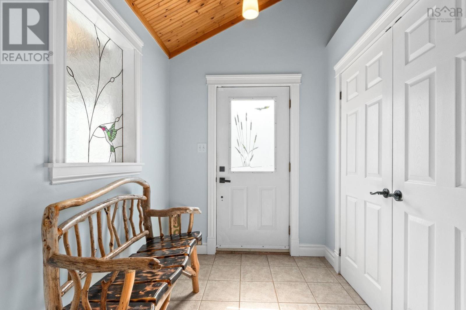 6 Spruce Lane Property Photo 21