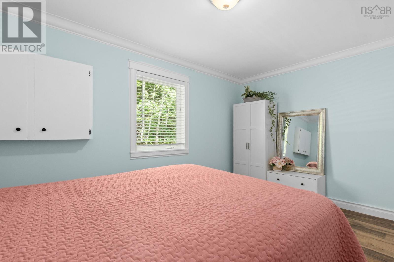 6 Spruce Lane Property Photo 25
